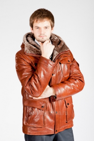 Новое предложение для мужчин – кожаные куртки и дубленки